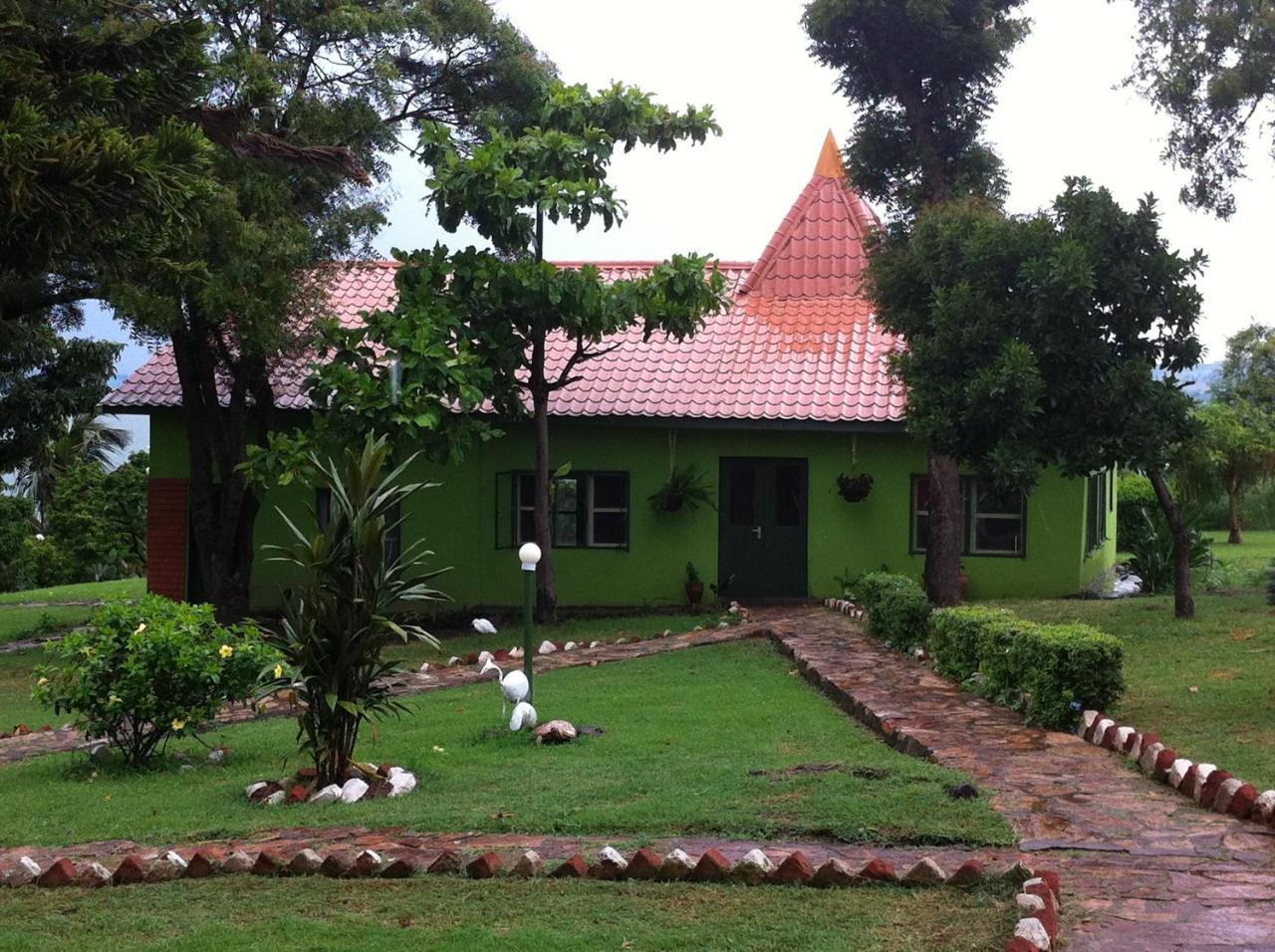 Villa Samuka Island Retreat Jinja Esterno foto