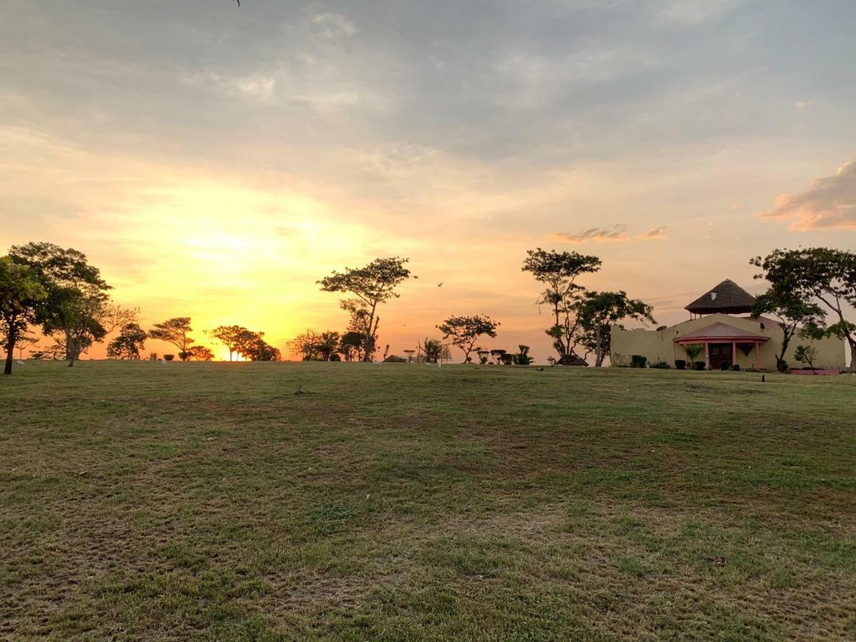 Villa Samuka Island Retreat Jinja Esterno foto
