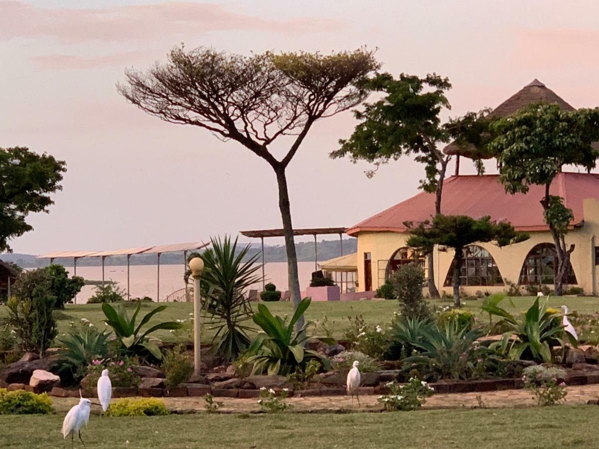Villa Samuka Island Retreat Jinja Esterno foto